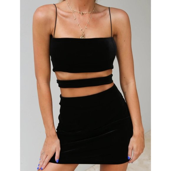 Tiger Mist Dresses & Skirts - NEW Tiger Mist Candice Black Velvet Cutout Dress